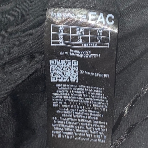 Guess Top - Picture 4 of 4